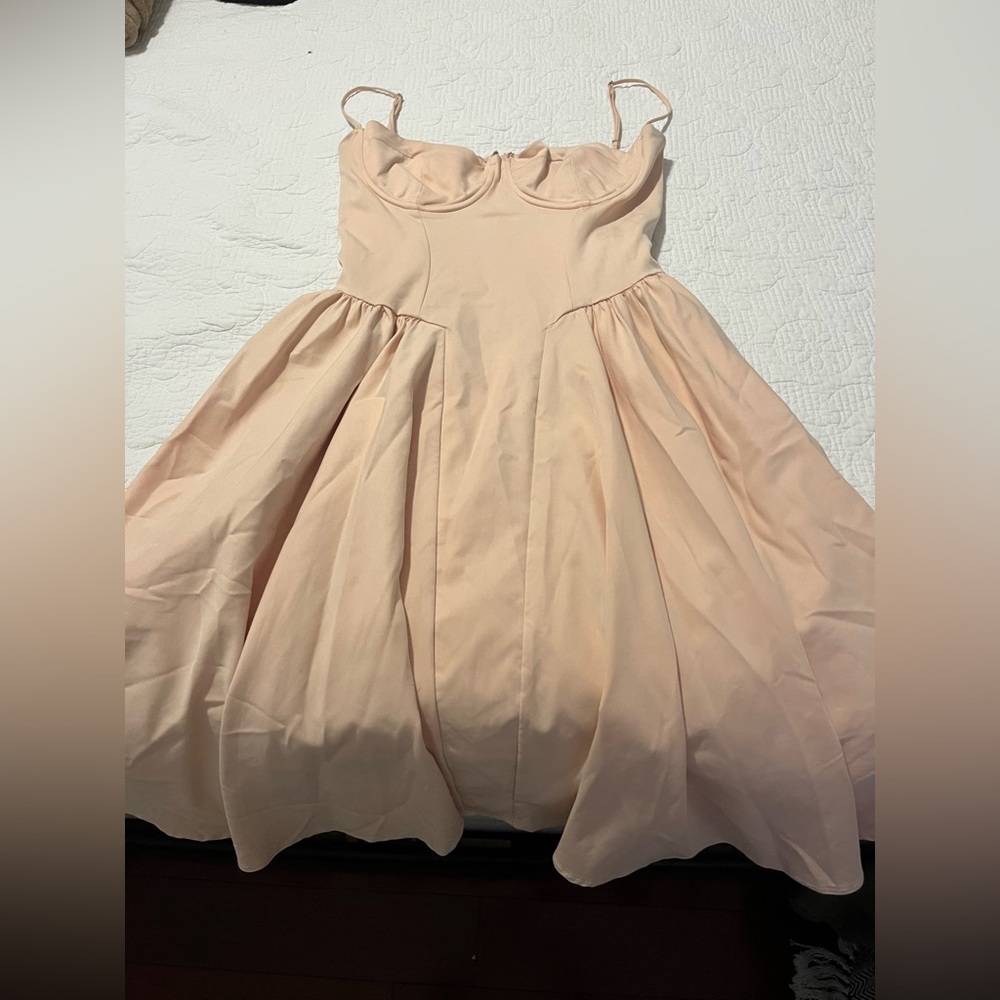 House of CB Soft Pink Midi Dress (SOLD ON DEPOP) - Picture 6 of 7